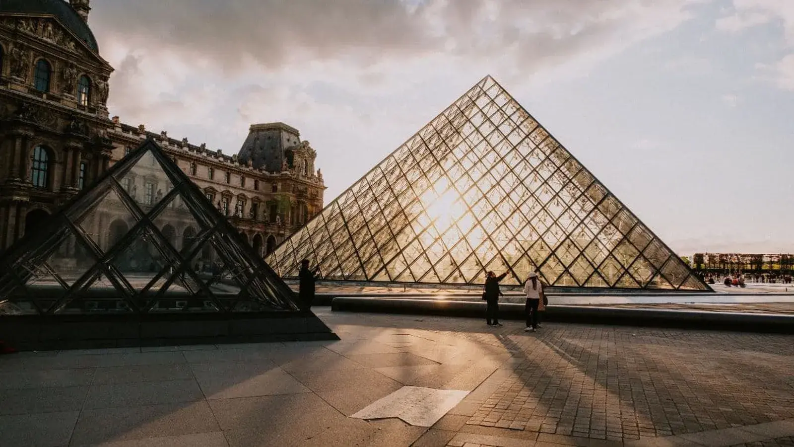 VIAJA CON LAURA, turismo, pasadias, transporte en ibagué, colombia